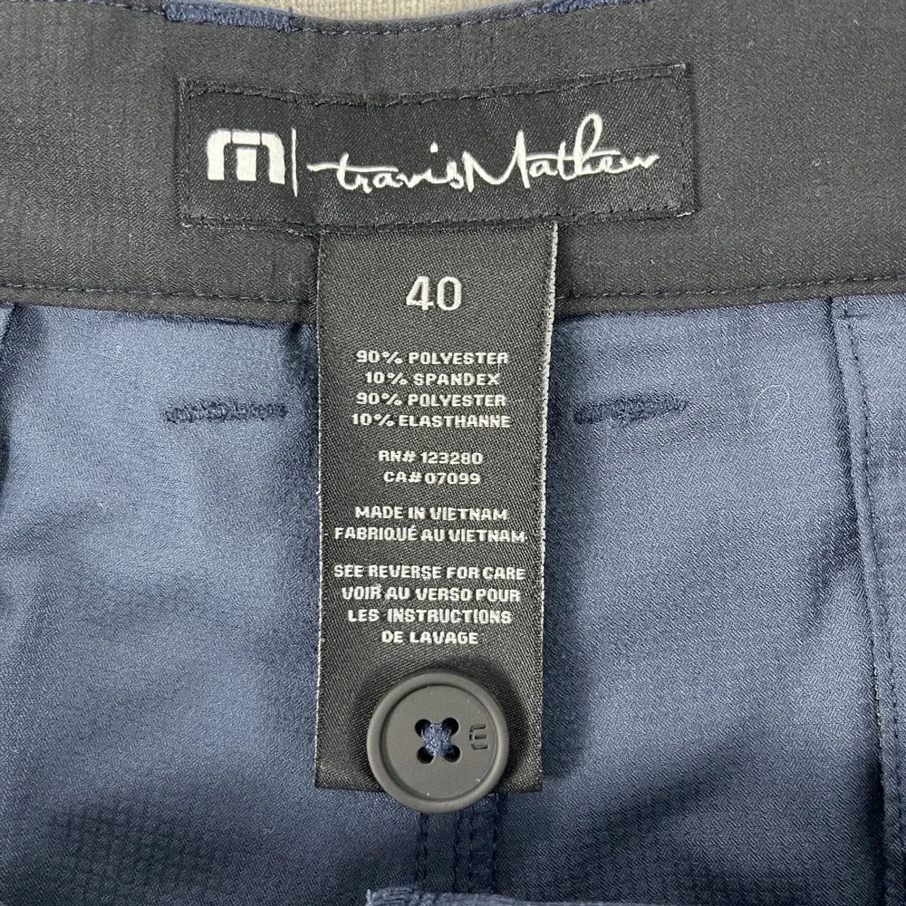 TravisMathew Men 40 Blue Golf Shorts Performance Stretch Textured